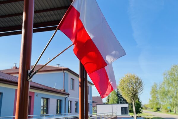 „Wiwat maj, trzeci maj, dla Polaków błogi raj!”